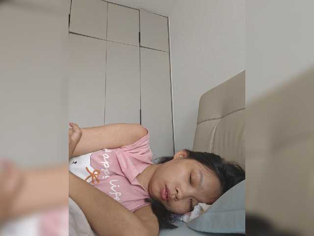 Selinababy99 live cam on BongaCams