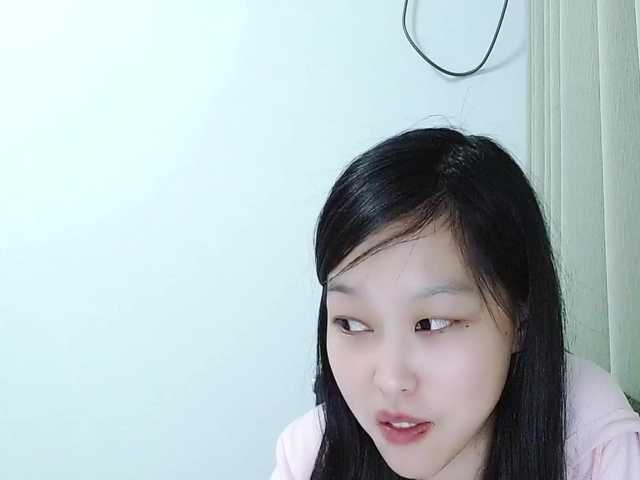 Selinababy99's BongaCams show and profile