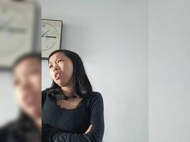 Selinababy99 live cam on BongaCams