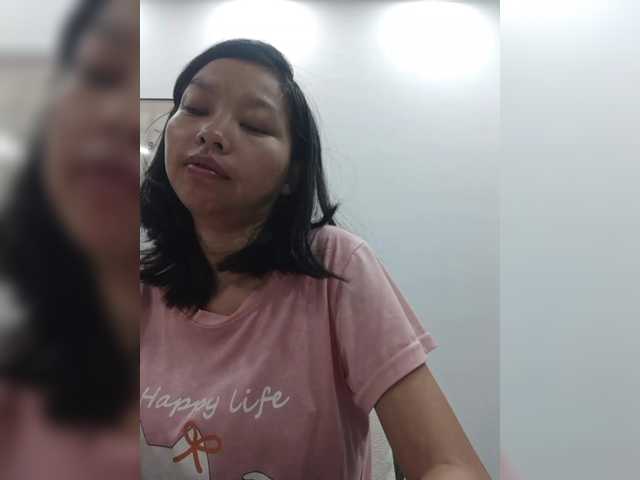 Selinababy99 live cam on BongaCams