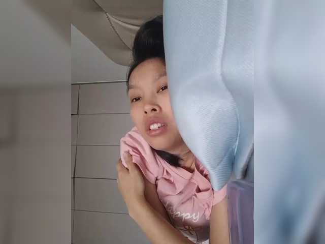 Selinababy99 live cam on BongaCams