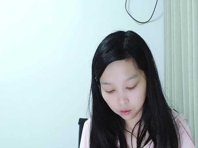 Selinababy99's BongaCams show and profile