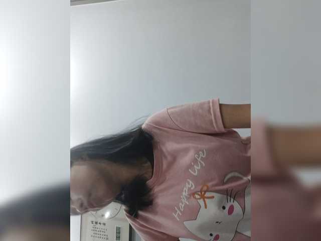 Selinababy99 live cam on BongaCams