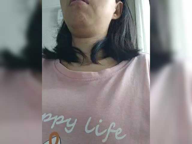 Selinababy99 live cam on BongaCams