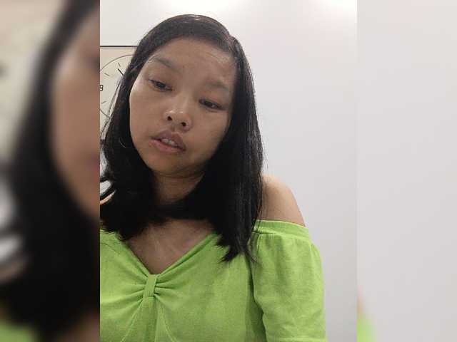 Selinababy99 live cam on BongaCams