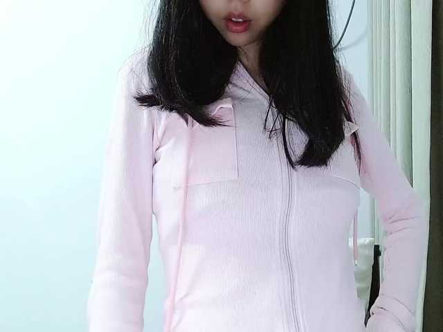 Selinababy99's BongaCams show and profile