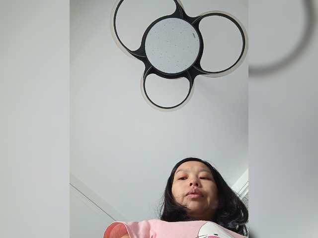 Selinababy99 live cam on BongaCams