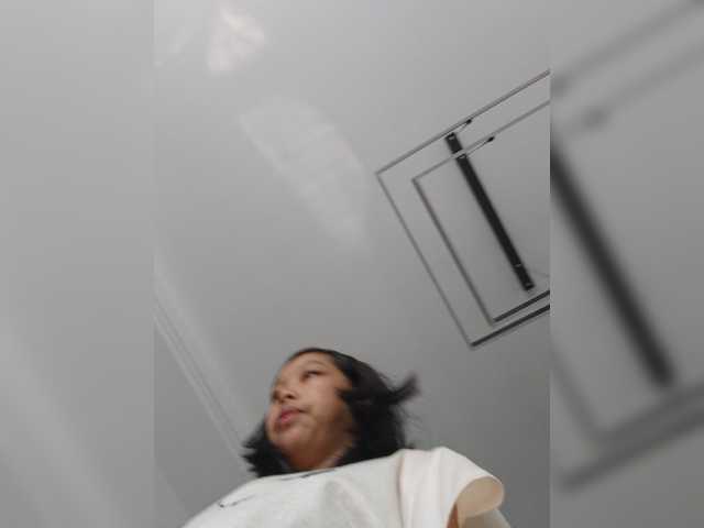 Selinababy99 live cam on BongaCams