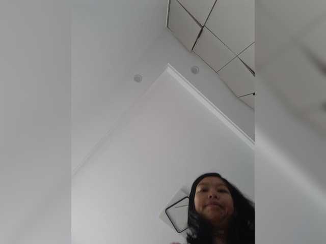 Selinababy99 live cam on BongaCams
