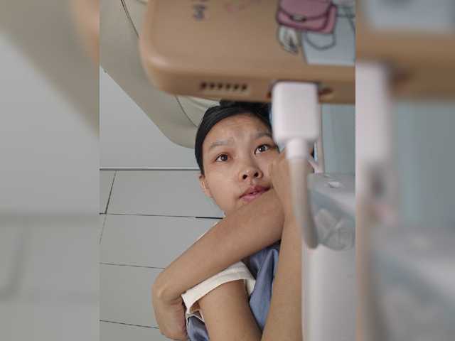 Selinababy99 live cam on BongaCams