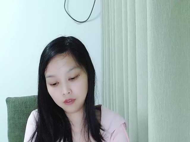 Selinababy99's BongaCams show and profile