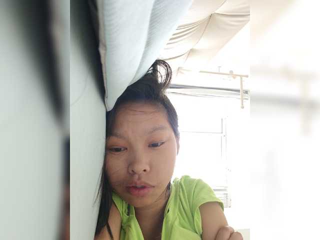 Selinababy99 live cam on BongaCams