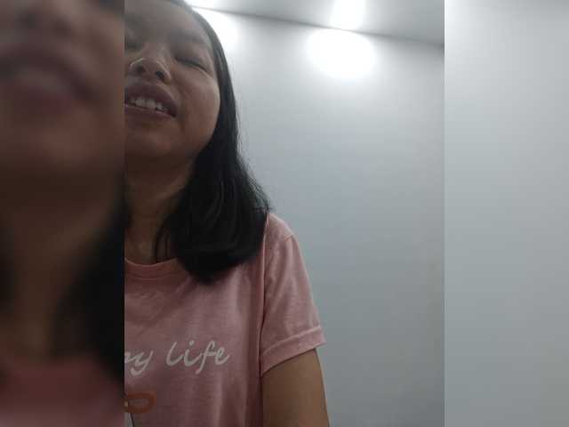 Selinababy99 live cam on BongaCams