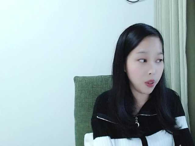 Selinababy99's BongaCams show and profile