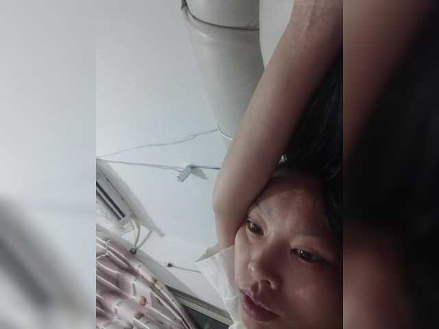 Selinababy99 live cam on BongaCams