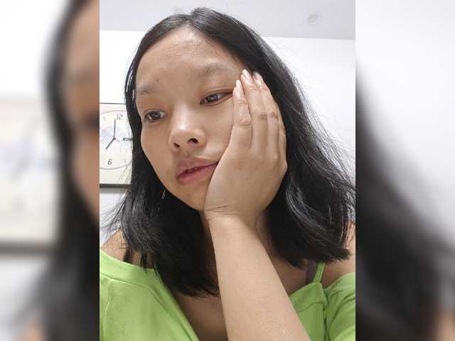 Selinababy99 live cam on BongaCams