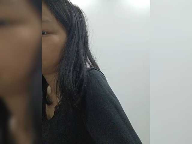 Selinababy99 live cam on BongaCams