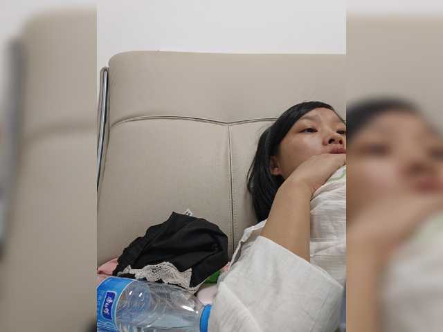 Selinababy99 live cam on BongaCams