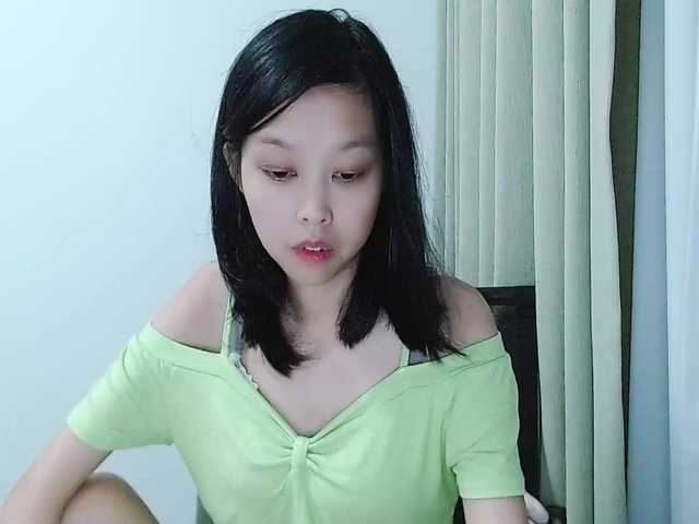 Selinababy99 live cam on BongaCams
