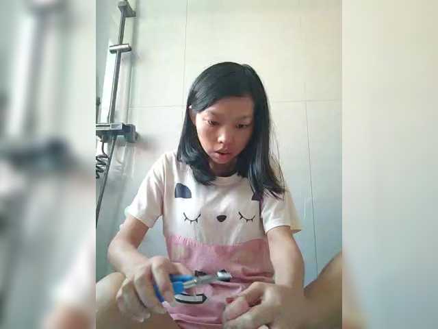Selinababy99 live cam on BongaCams