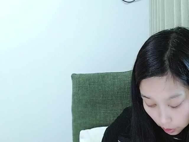 Selinababy99's BongaCams show and profile