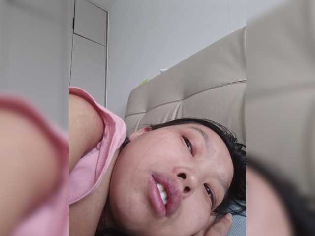 Selinababy99 live cam on BongaCams