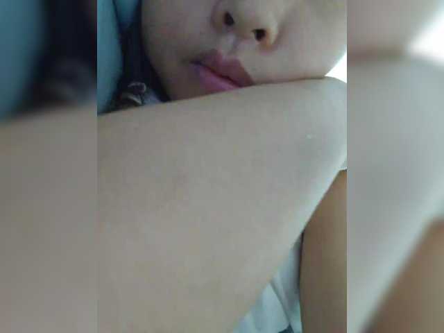 Selinababy99 live cam on BongaCams