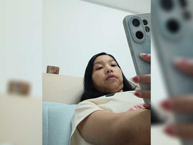 Selinababy99 live cam on BongaCams