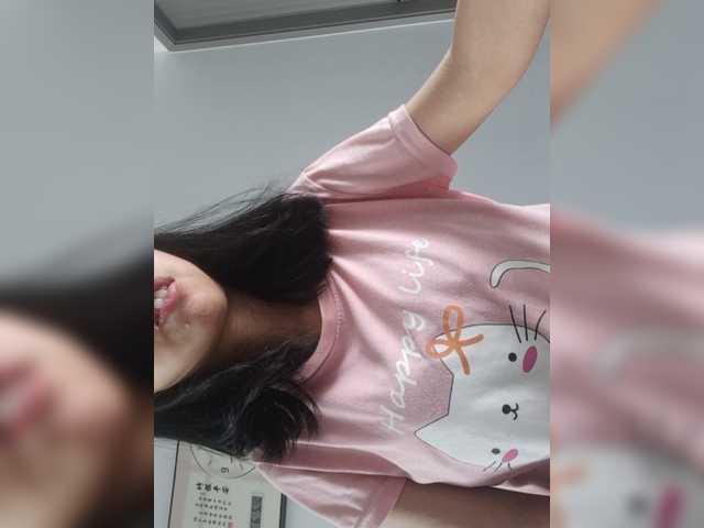Selinababy99 live cam on BongaCams