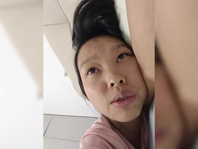 Selinababy99 live cam on BongaCams