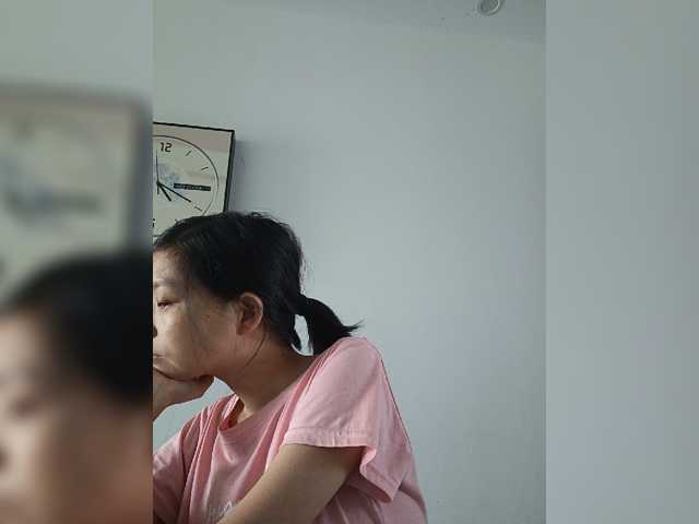 Selinababy99 live cam on BongaCams