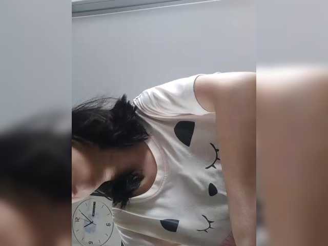 Selinababy99 live cam on BongaCams