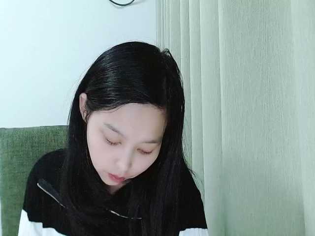 Selinababy99's BongaCams show and profile