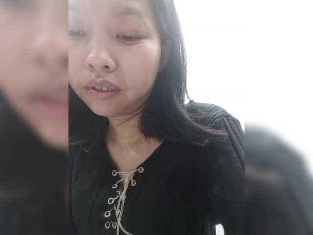 le modèle Selinababy99 est en webcam porno dans un show sur le site bongacams, il possède les tags suivants: Asian,Brunette,Hairy