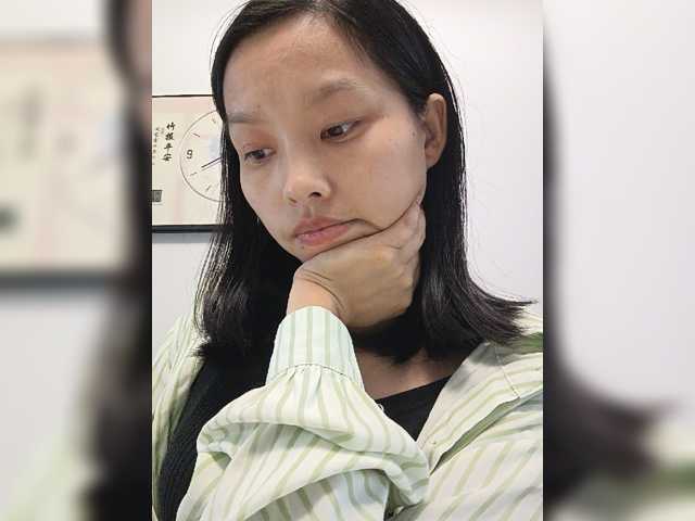 Selinababy99 live cam on BongaCams