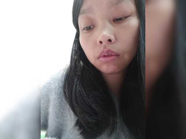 Selinababy99's BongaCams show and profile