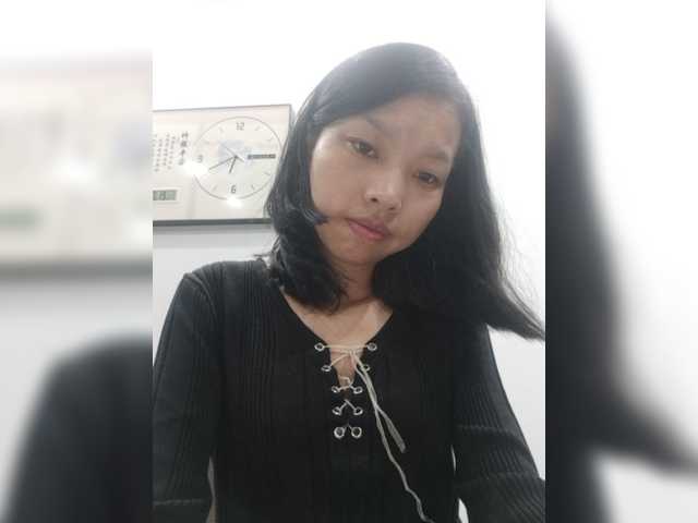 Selinababy99 live cam on BongaCams