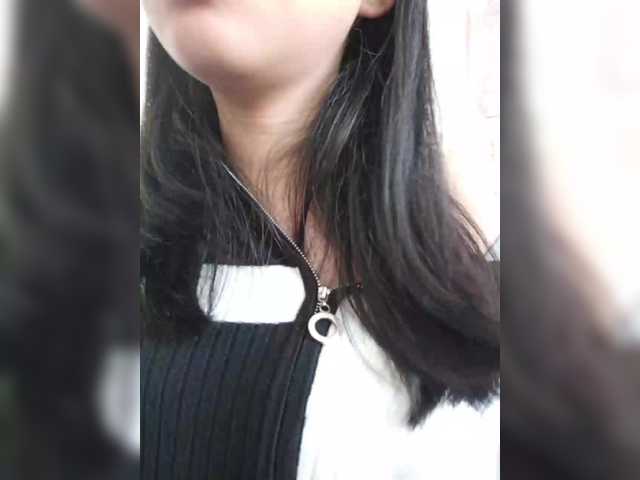 Selinababy99's BongaCams show and profile