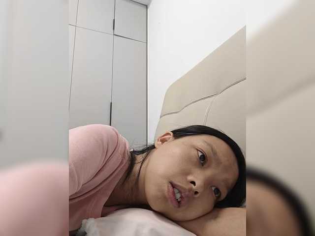 Selinababy99 live cam on BongaCams