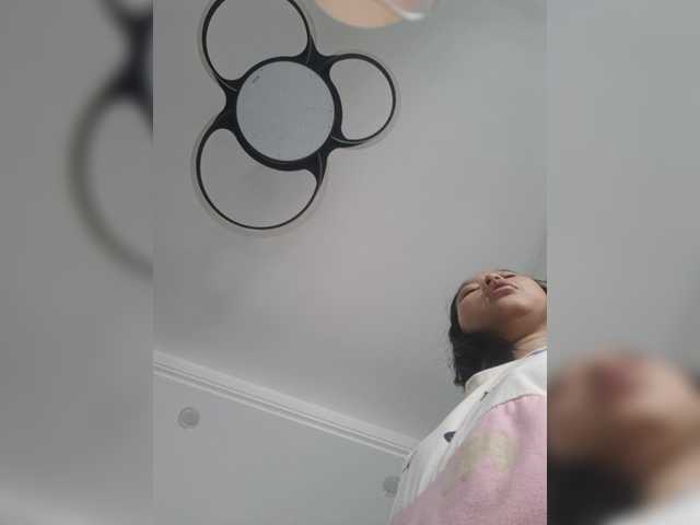 Selinababy99 live cam on BongaCams