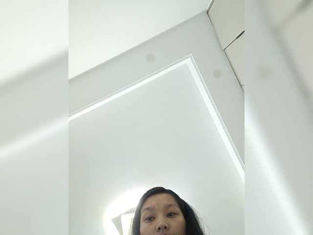 Selinababy99 live cam on BongaCams
