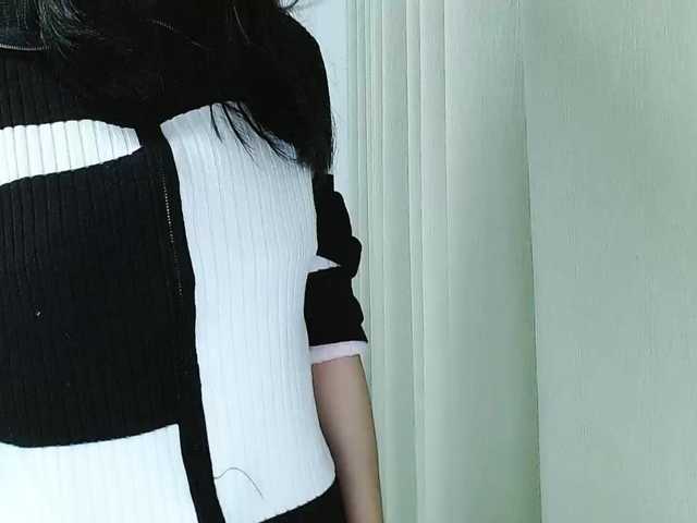 Selinababy99's BongaCams show and profile