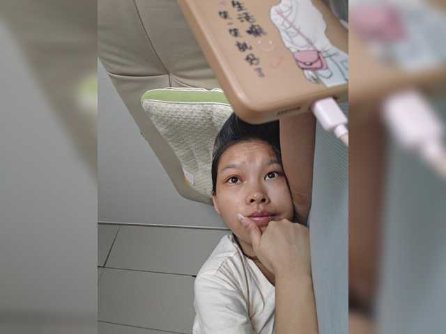 Selinababy99 live cam on BongaCams