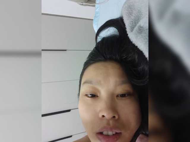 Selinababy99 live cam on BongaCams