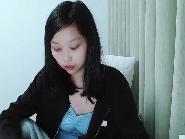 Selinababy99 live cam on BongaCams