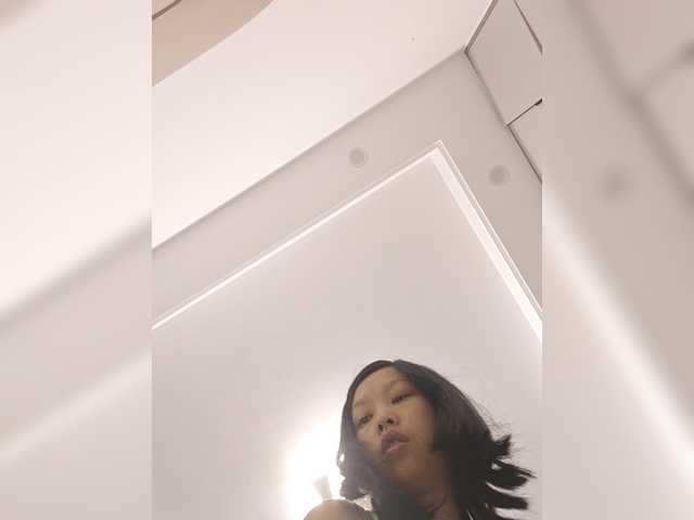 Selinababy99 live cam on BongaCams