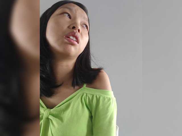 Selinababy99 live cam on BongaCams