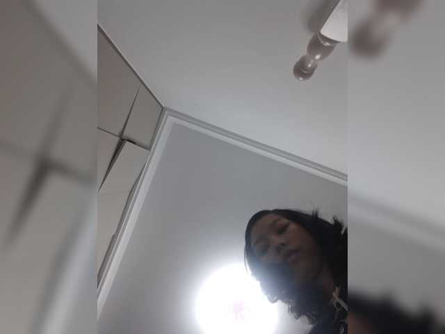 Selinababy99 live cam on BongaCams