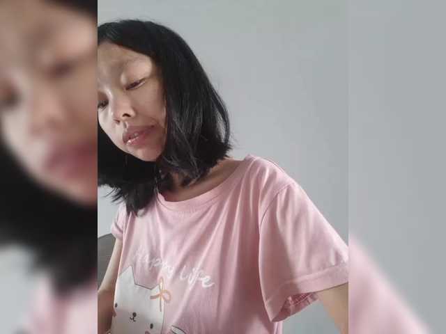 Selinababy99 live cam on BongaCams