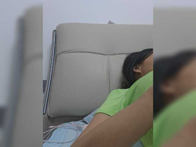 Selinababy99 live cam on BongaCams